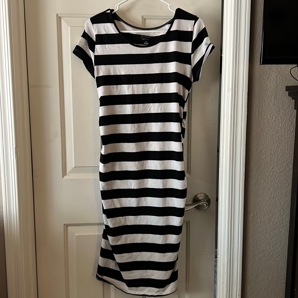 Isabel maternity dress size medium cotton polyester spandex blend